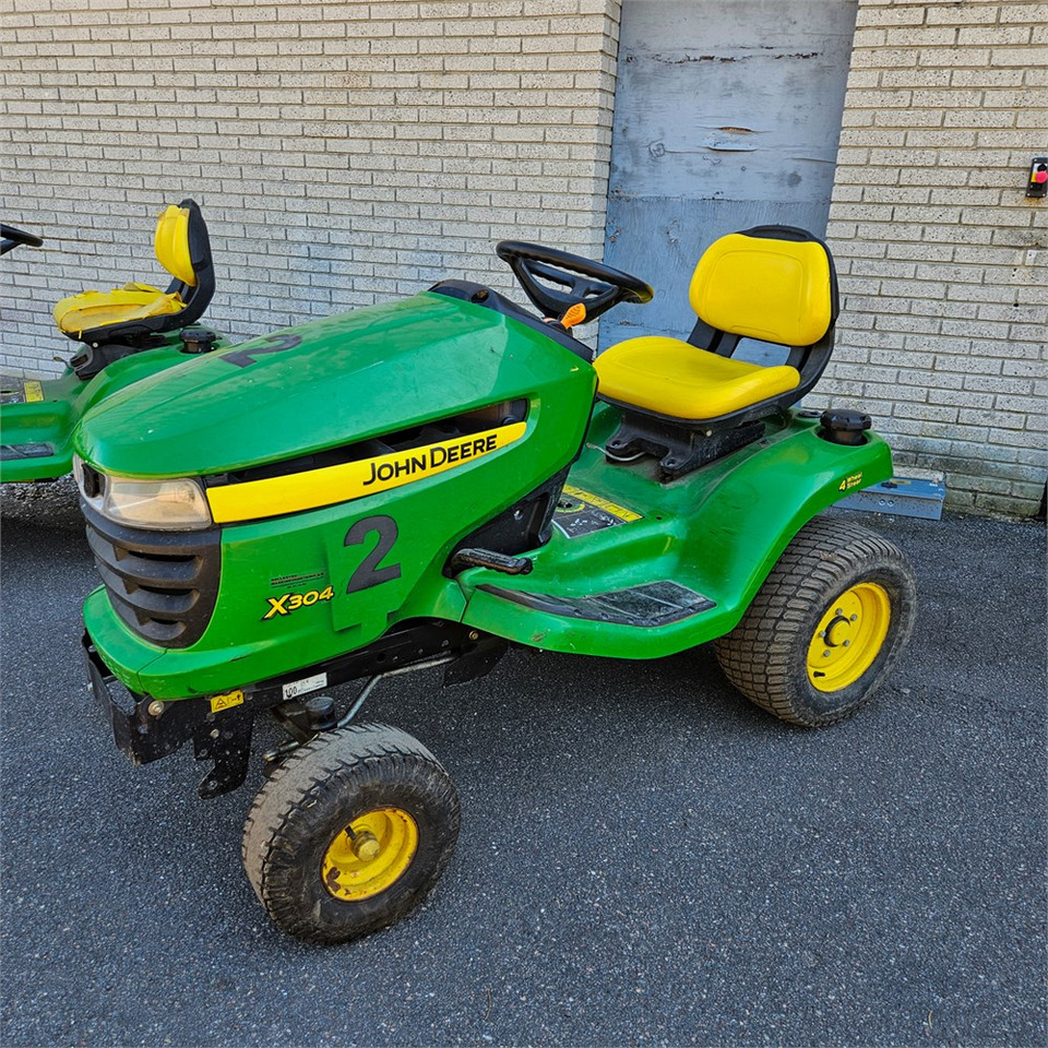 Leasing John Deere X304 John Deere X304: afbeelding 40 Leasing John Deere X304 John Deere X304: afbeelding 40