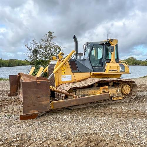 Komatsu D65 PX-15 EO - Bulldozer: afbeelding 5 Komatsu D65 PX-15 EO - Bulldozer: afbeelding 5