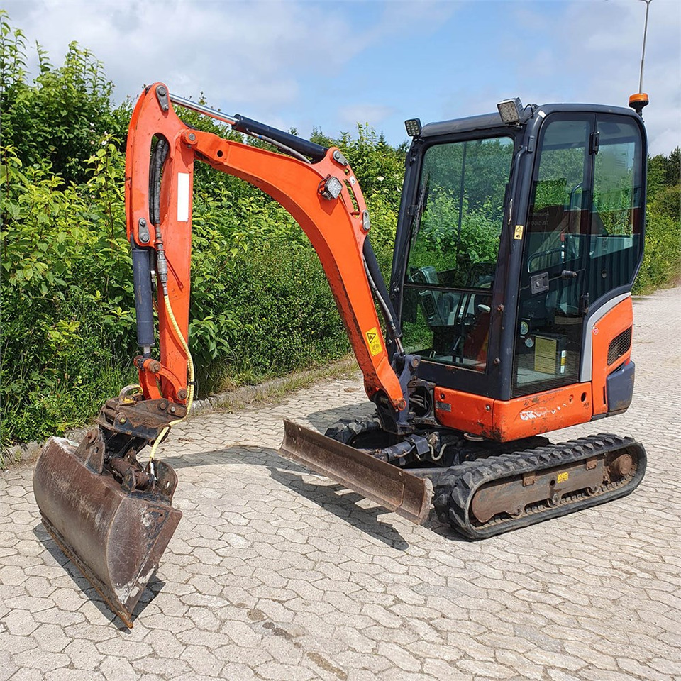 Kubota KX019-4 - Minigraafmachine: afbeelding 4 Kubota KX019-4 - Minigraafmachine: afbeelding 4