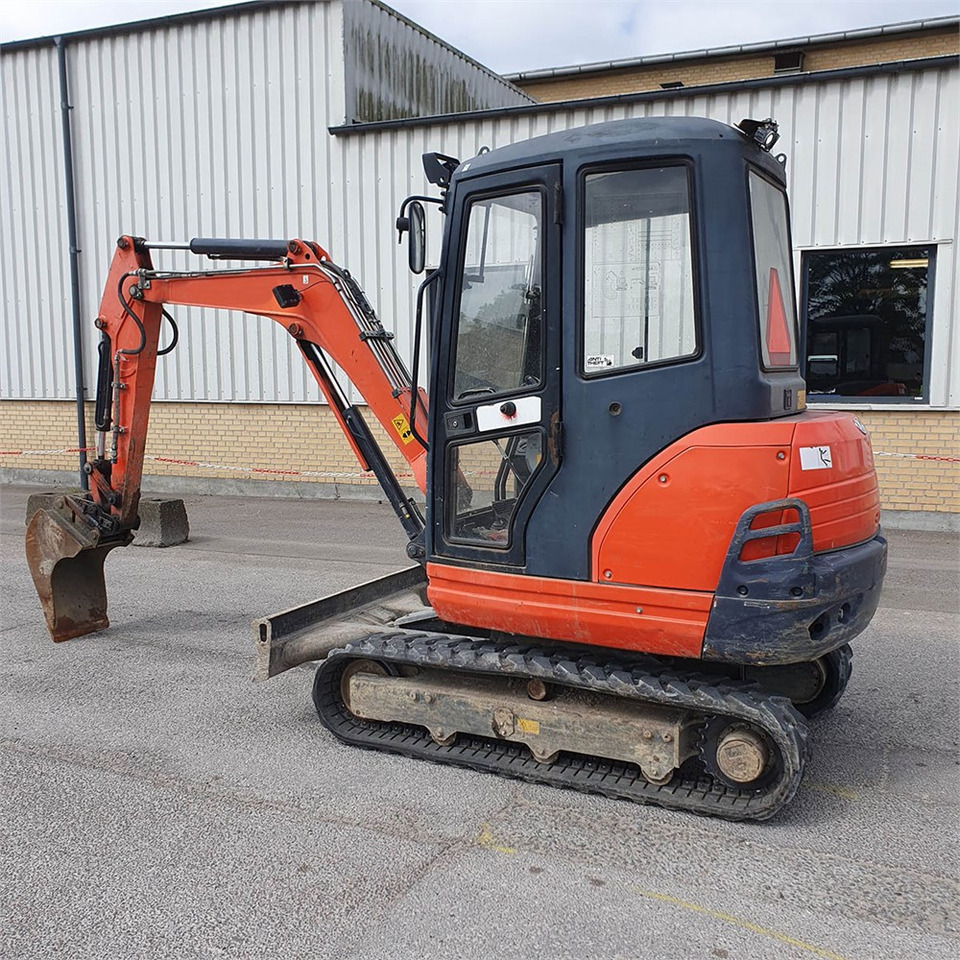 Kubota KX61-3 - Minigraafmachine: afbeelding 2 Kubota KX61-3 - Minigraafmachine: afbeelding 2