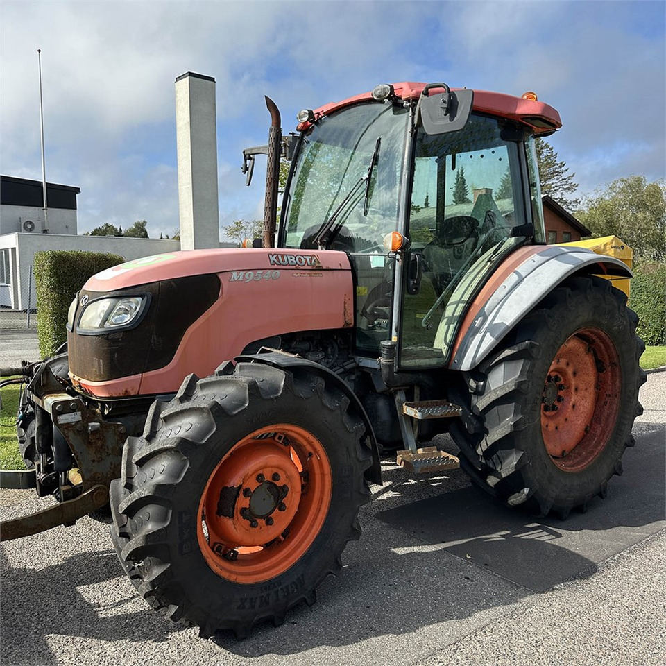 Kubota M 9540 2/4 WD - Tractor: afbeelding 1 Kubota M 9540 2/4 WD - Tractor: afbeelding 1
