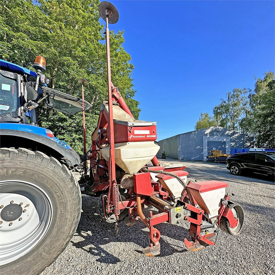 Kverneland Accord Optima - Zaai-/ Plantmachine: afbeelding 2 Kverneland Accord Optima - Zaai-/ Plantmachine: afbeelding 2