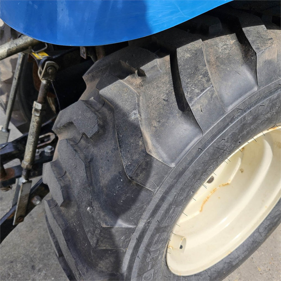 Gemeentelijke tractor LS Mtron Ls J27HST: afbeelding 42