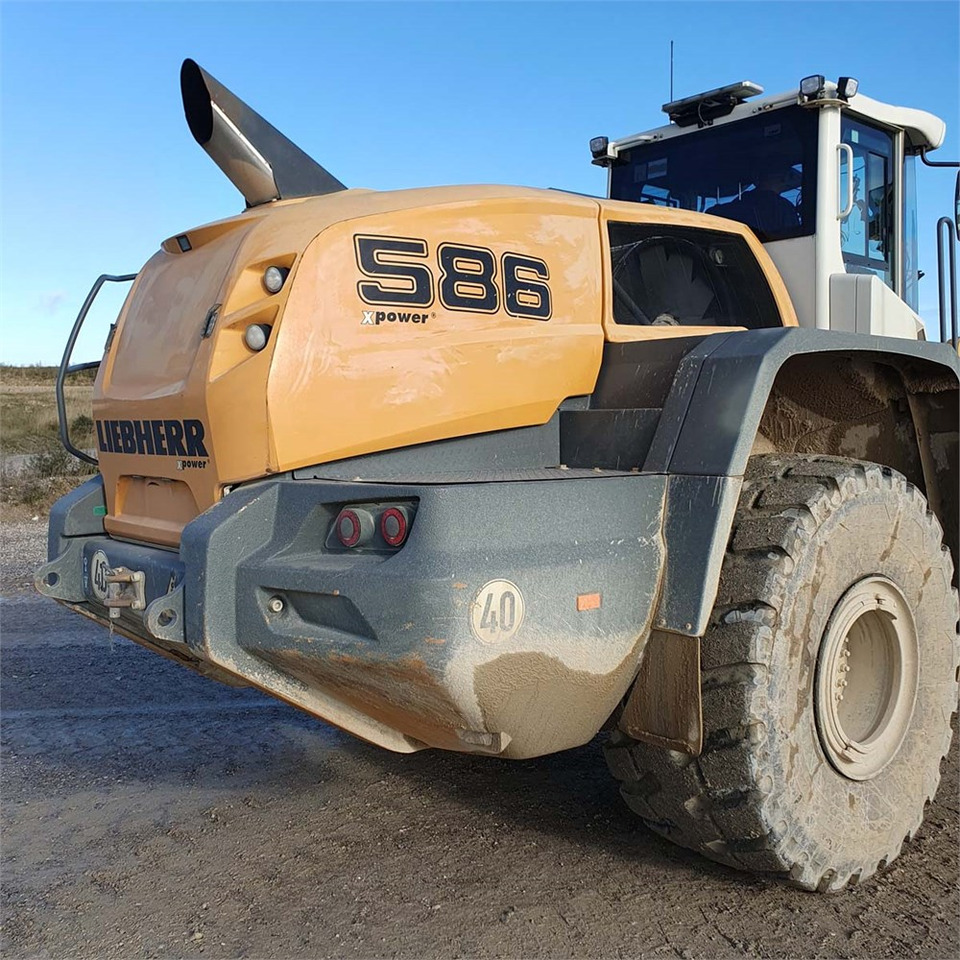 Wiellader Liebherr L586 XPower: afbeelding 21