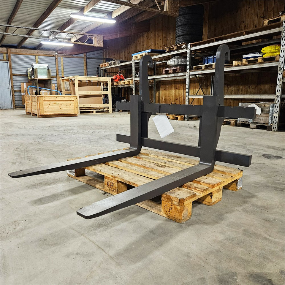 Mecalac 2.500 kg - Vorken: afbeelding 1 Mecalac 2.500 kg - Vorken: afbeelding 1