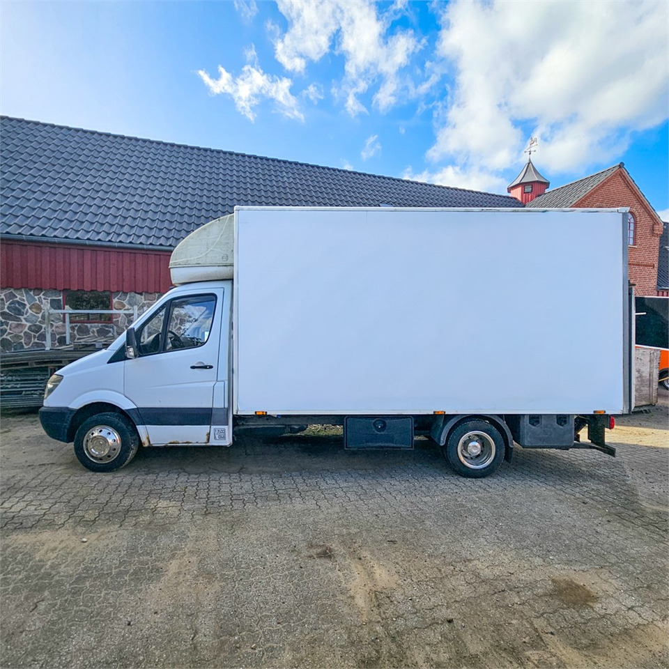Mercedes Sprinter 515 Cdi - Bestelwagen gesloten laadbak: afbeelding 2 Mercedes Sprinter 515 Cdi - Bestelwagen gesloten laadbak: afbeelding 2