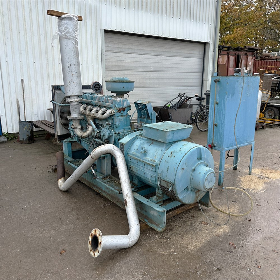 Mercedes emergency power generator C4 - Industrie generator: afbeelding 3 Mercedes emergency power generator C4 - Industrie generator: afbeelding 3