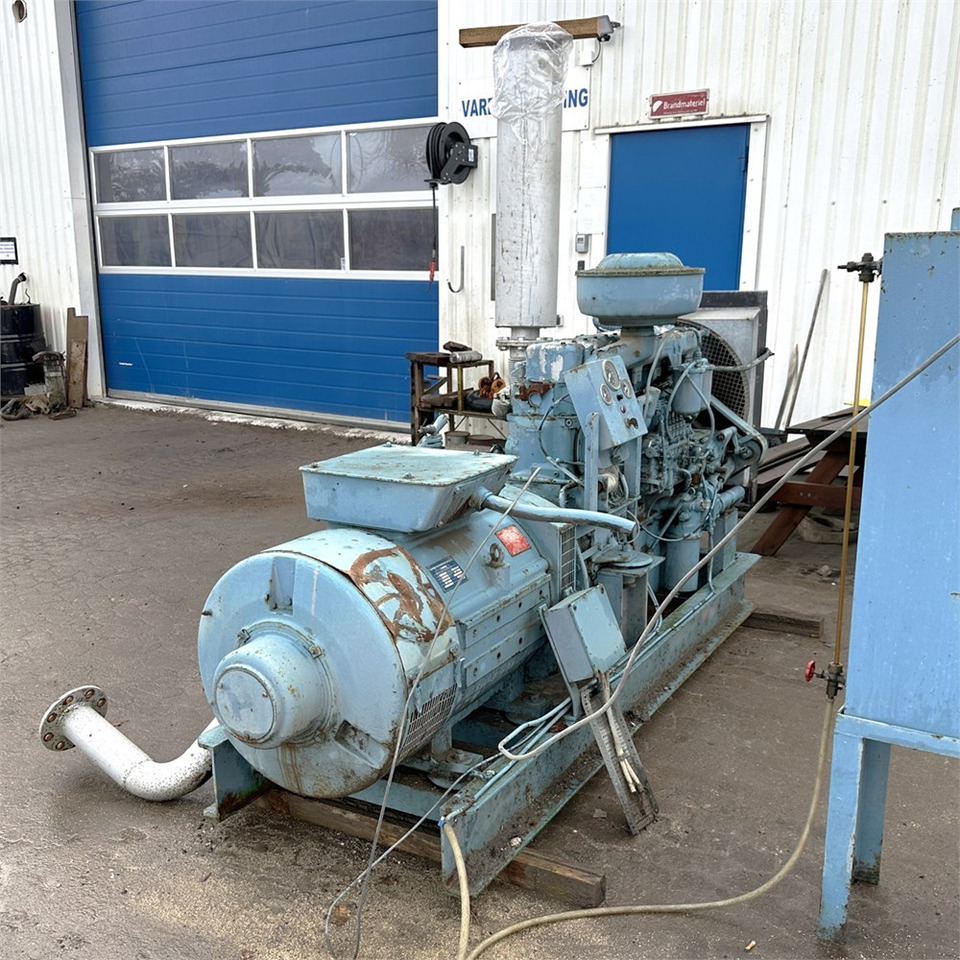 Mercedes emergency power generator C4 - Industrie generator: afbeelding 5 Mercedes emergency power generator C4 - Industrie generator: afbeelding 5