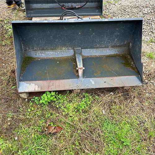 Nesbo FS1300 - Voorladerbak: afbeelding 2 Nesbo FS1300 - Voorladerbak: afbeelding 2