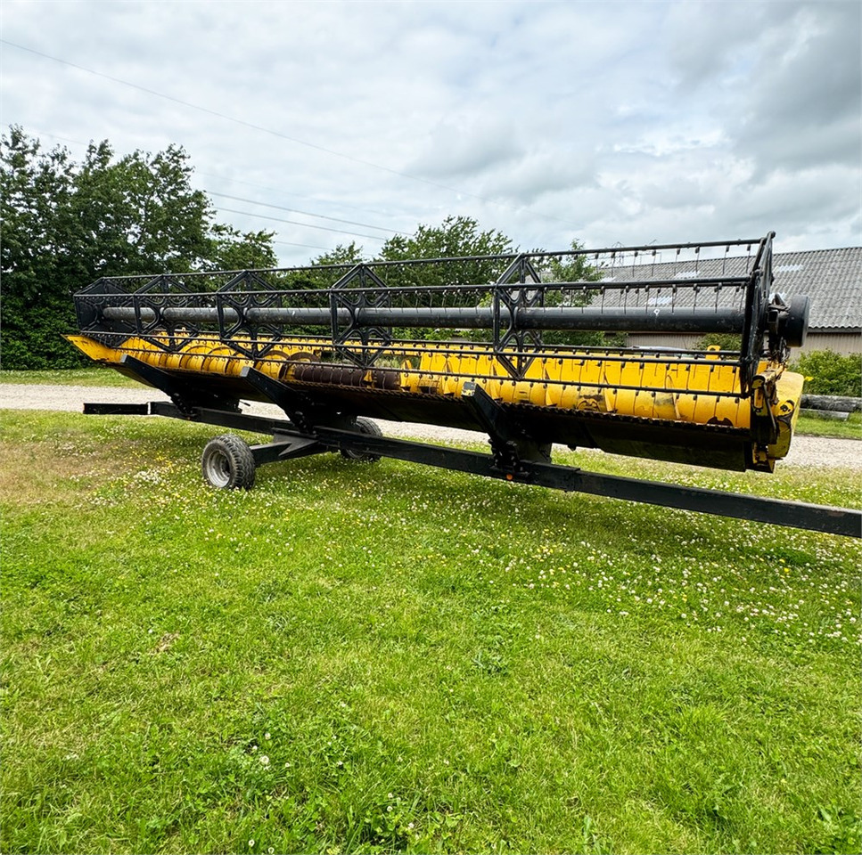 New Holland 30 X - Oogstmachine: afbeelding 3 New Holland 30 X - Oogstmachine: afbeelding 3