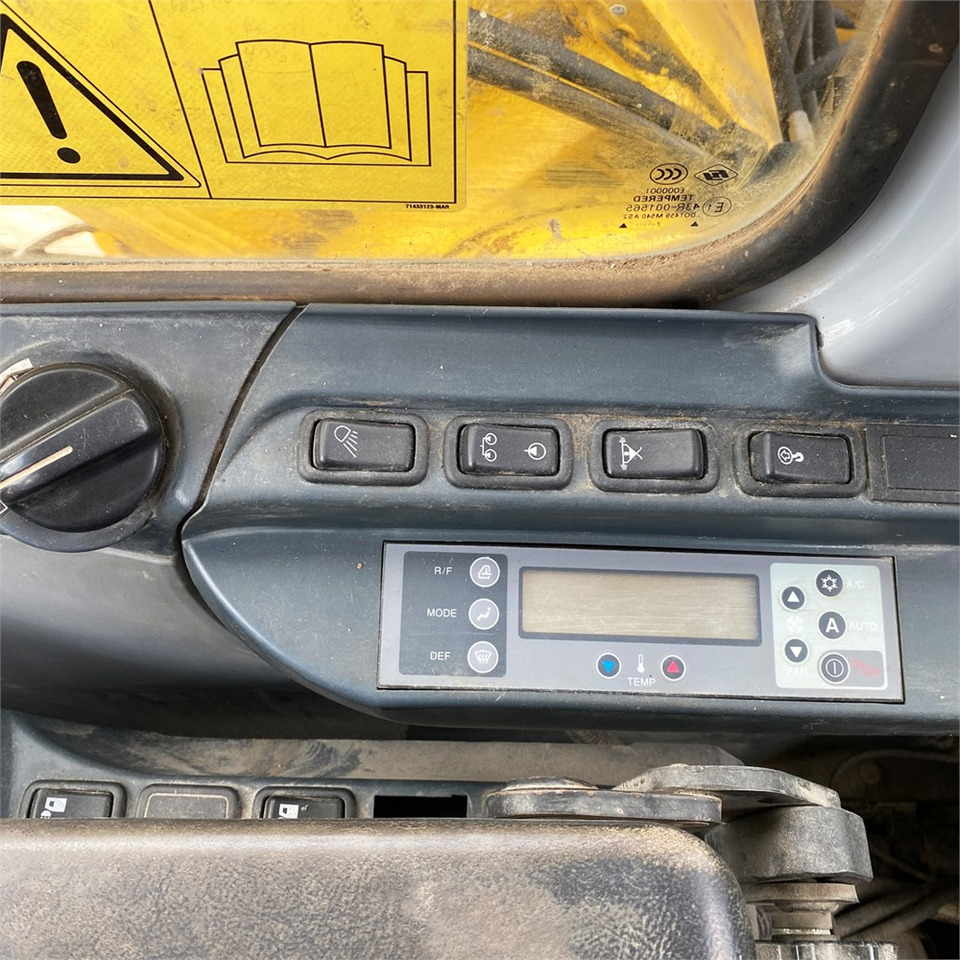 Rupsgraafmachine New Holland E 265 B: afbeelding 12 Rupsgraafmachine New Holland E 265 B: afbeelding 12