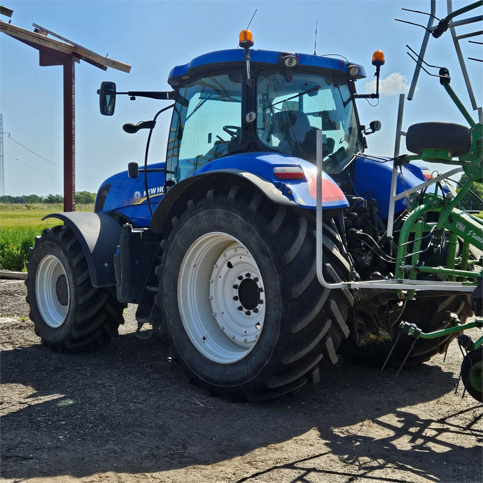 New Holland T7.235 Power Command - Tractor: afbeelding 4 New Holland T7.235 Power Command - Tractor: afbeelding 4