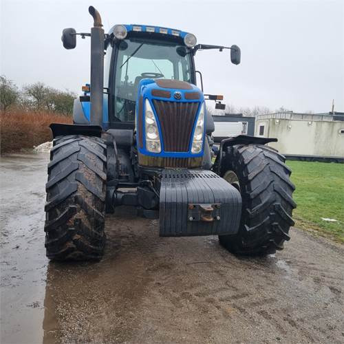 New Holland T8050 Class 5 - Tractor: afbeelding 4 New Holland T8050 Class 5 - Tractor: afbeelding 4