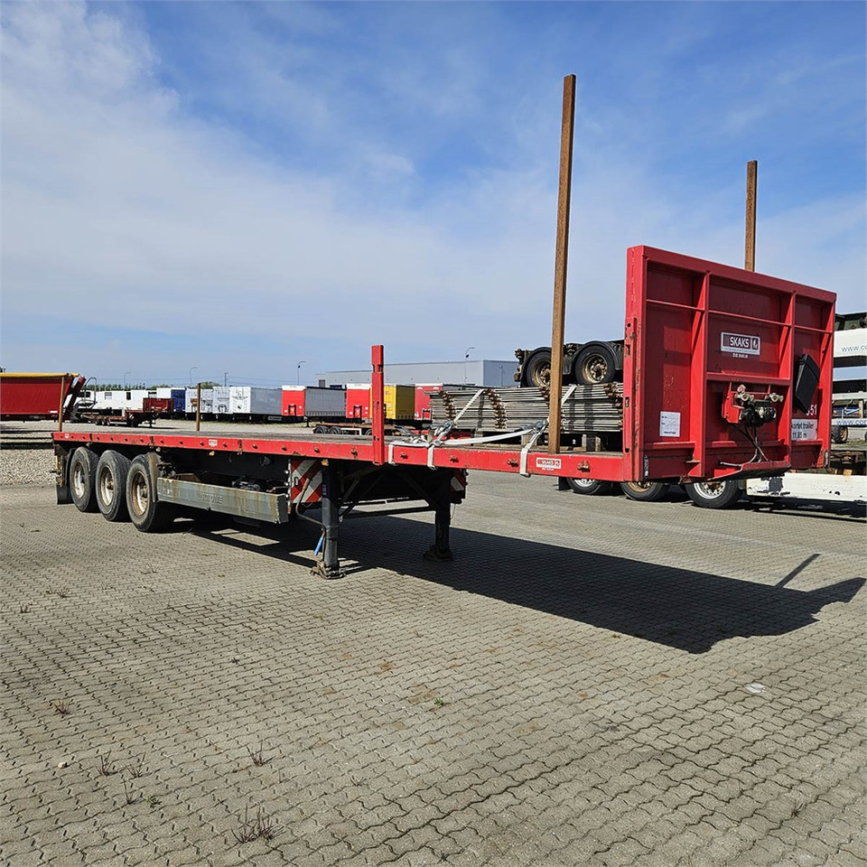 Pacton Flatbed - Open bak met boorden oplegger: afbeelding 2 Pacton Flatbed - Open bak met boorden oplegger: afbeelding 2