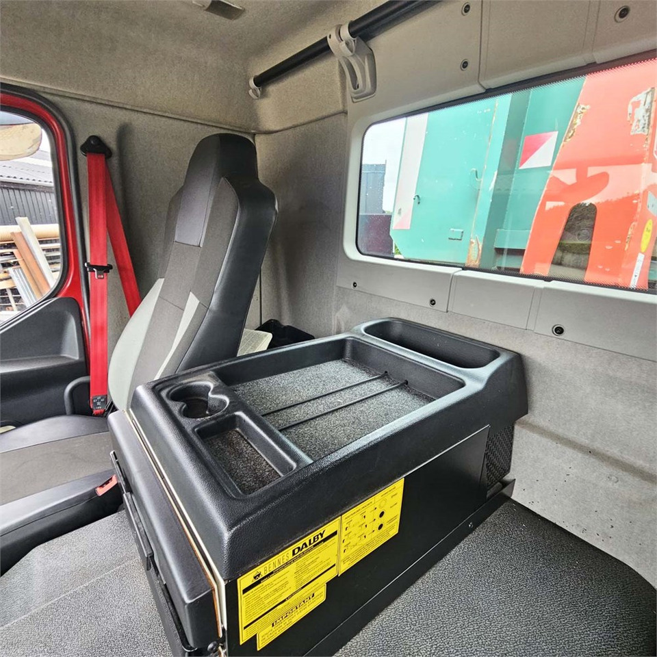 Haakarmsysteem vrachtwagen Renault D 26 Wide: afbeelding 17