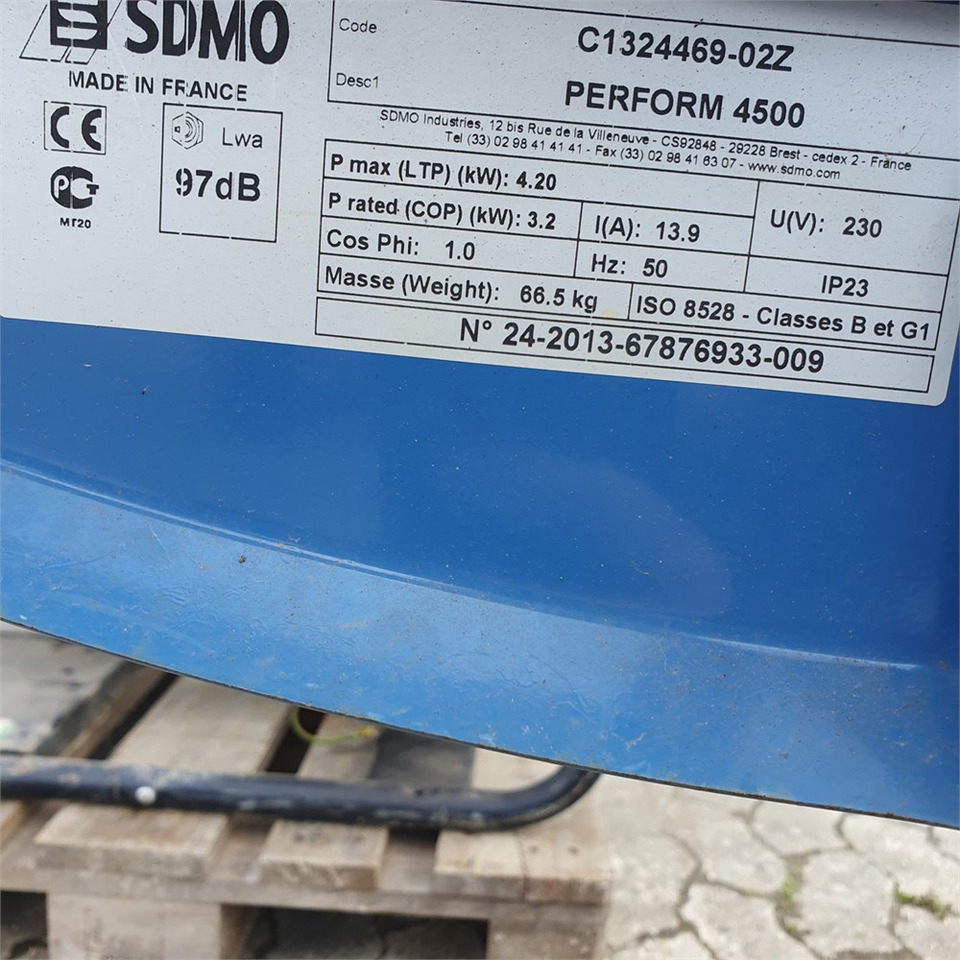 SDMO 4500 - Industrie generator: afbeelding 4 SDMO 4500 - Industrie generator: afbeelding 4