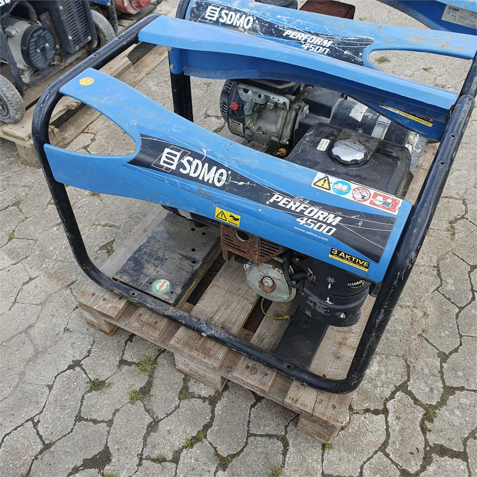 SDMO 4500 - Industrie generator: afbeelding 2 SDMO 4500 - Industrie generator: afbeelding 2