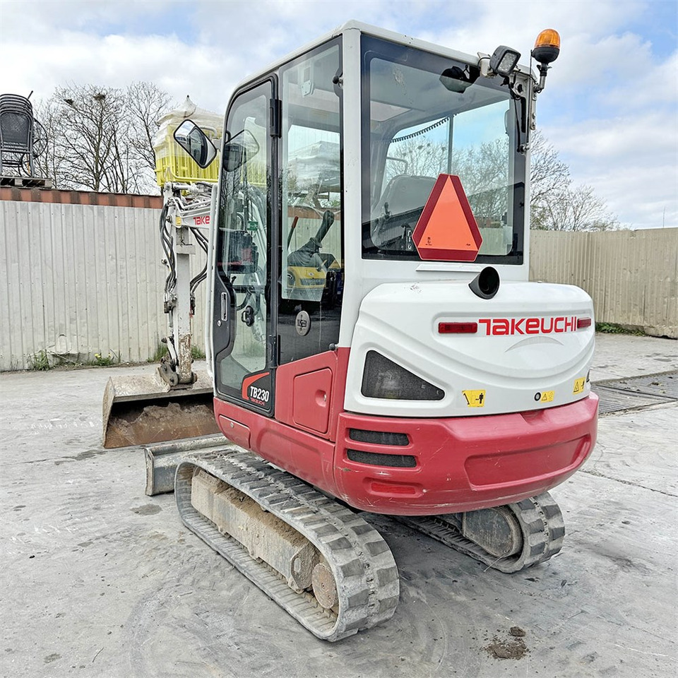 Takeuchi TB230 - Minigraafmachine: afbeelding 4 Takeuchi TB230 - Minigraafmachine: afbeelding 4