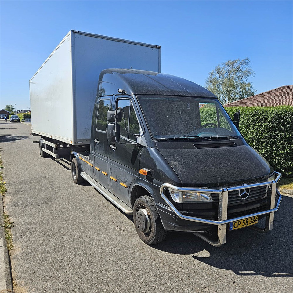Mercedes 412 D - Trekker: afbeelding 3 Mercedes 412 D - Trekker: afbeelding 3
