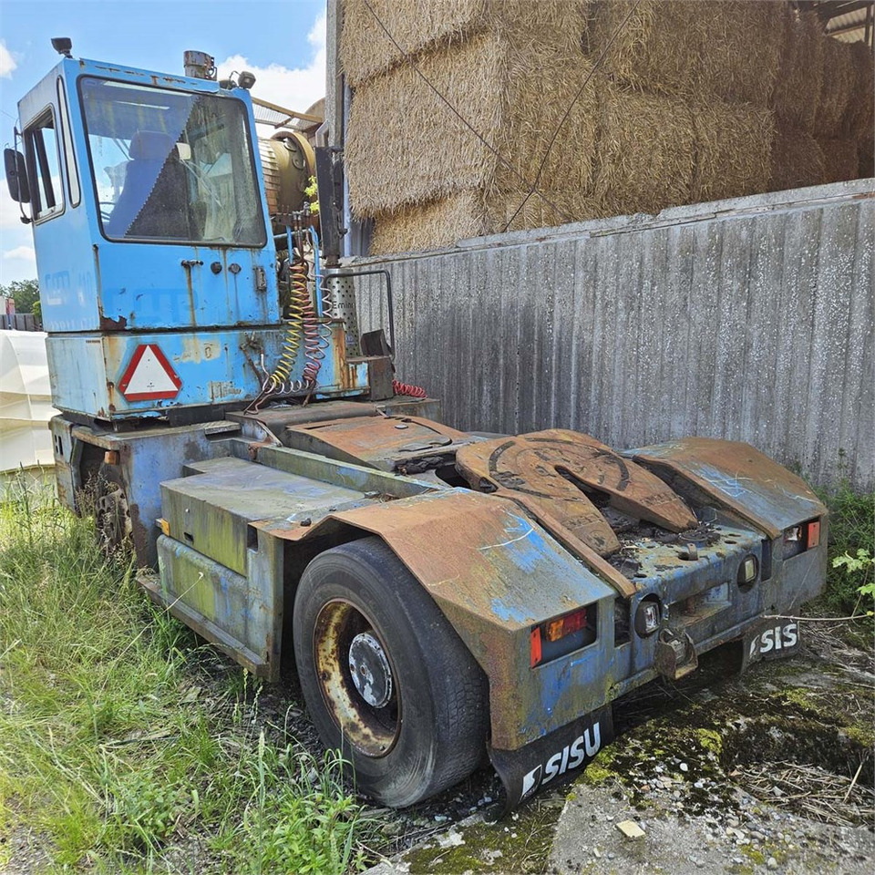 Sisu TRX 181 - Trekker: afbeelding 4 Sisu TRX 181 - Trekker: afbeelding 4