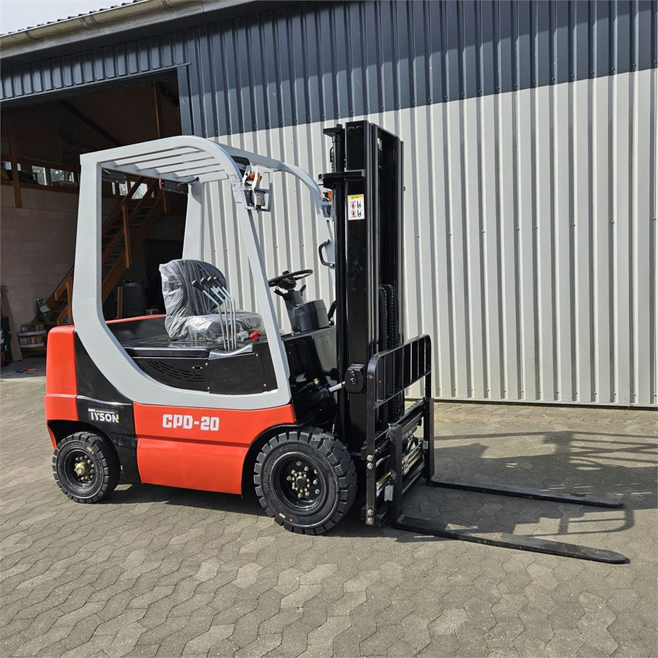 Tyson CPD-20 - Heftruck: afbeelding 1 Tyson CPD-20 - Heftruck: afbeelding 1