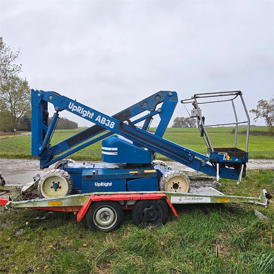 UpRight AB38 - Knikarmhoogwerker: afbeelding 3 UpRight AB38 - Knikarmhoogwerker: afbeelding 3