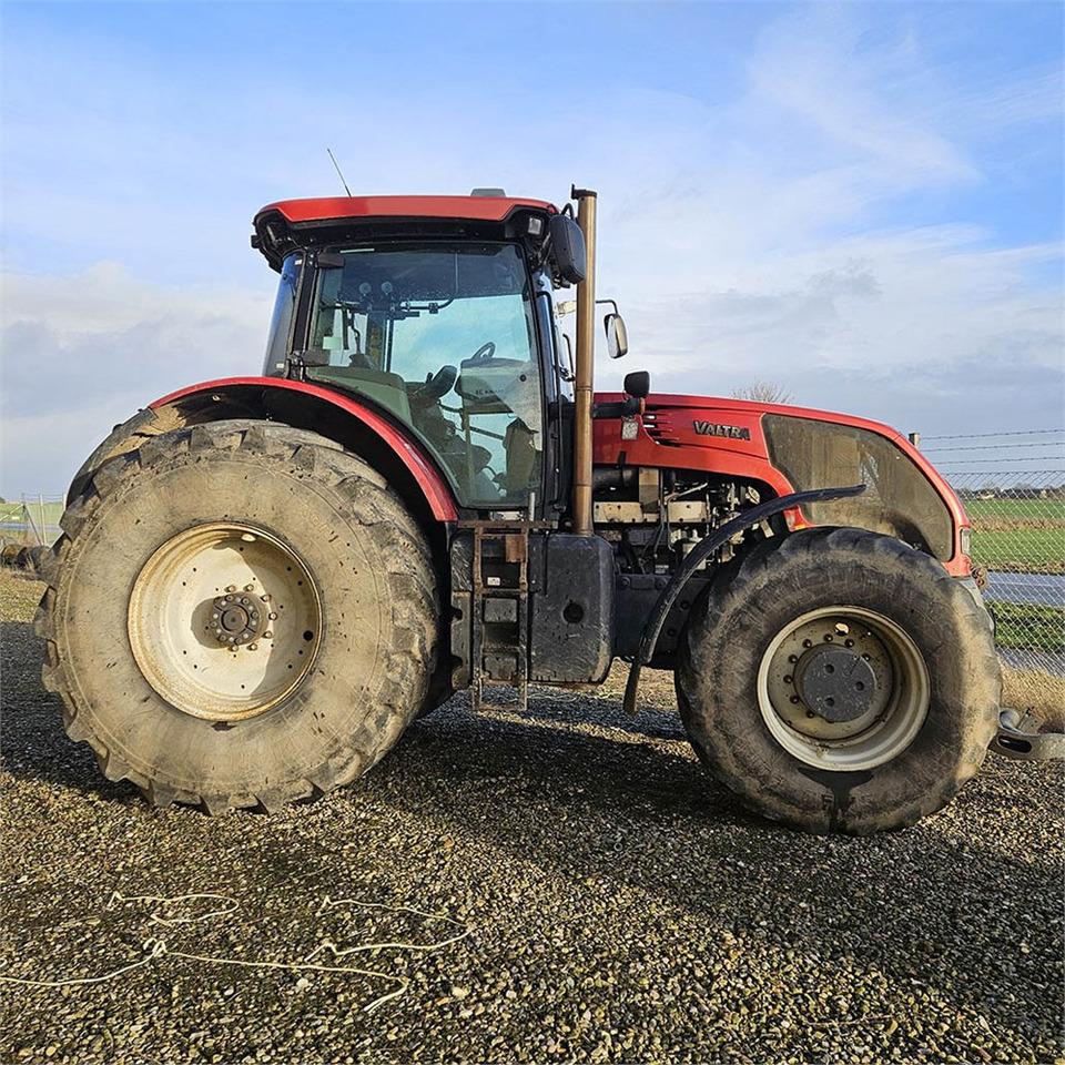 Valtra S322 - Tractor: afbeelding 2 Valtra S322 - Tractor: afbeelding 2