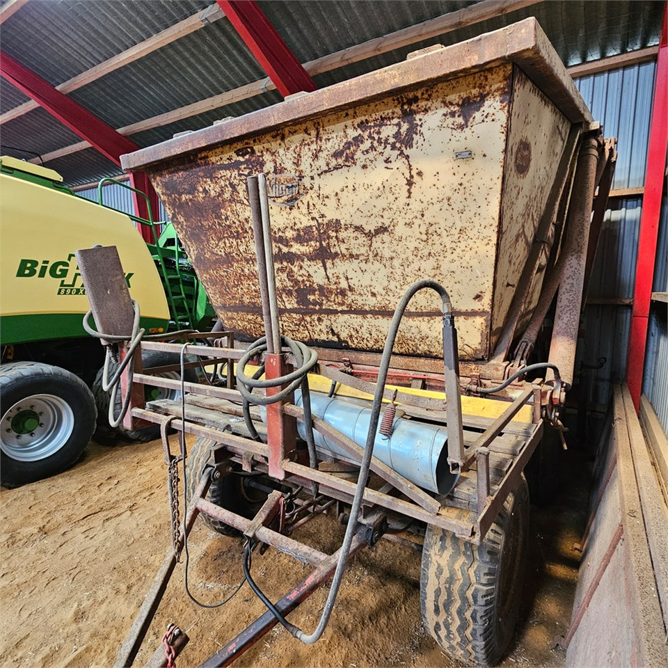 Vicon 4000 kg - Landbouwaanhanger: afbeelding 4 Vicon 4000 kg - Landbouwaanhanger: afbeelding 4