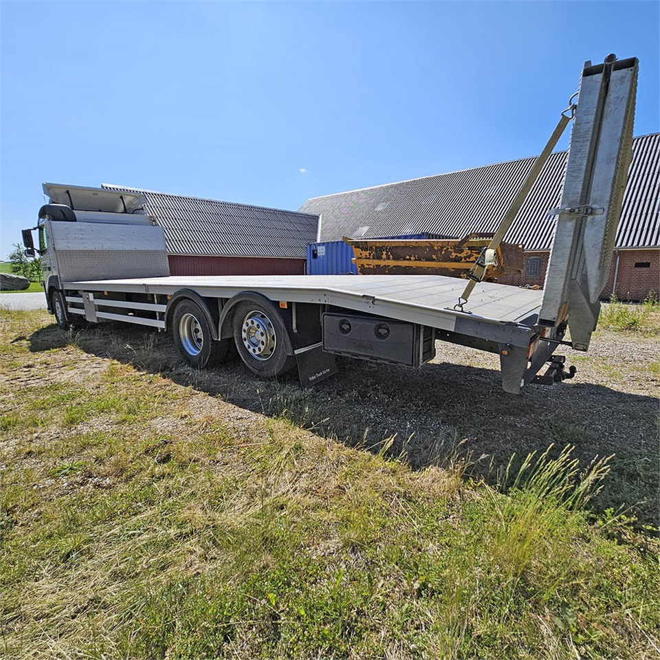 Volvo FM 330 - Autovrachtwagen vrachtwagen: afbeelding 4 Volvo FM 330 - Autovrachtwagen vrachtwagen: afbeelding 4