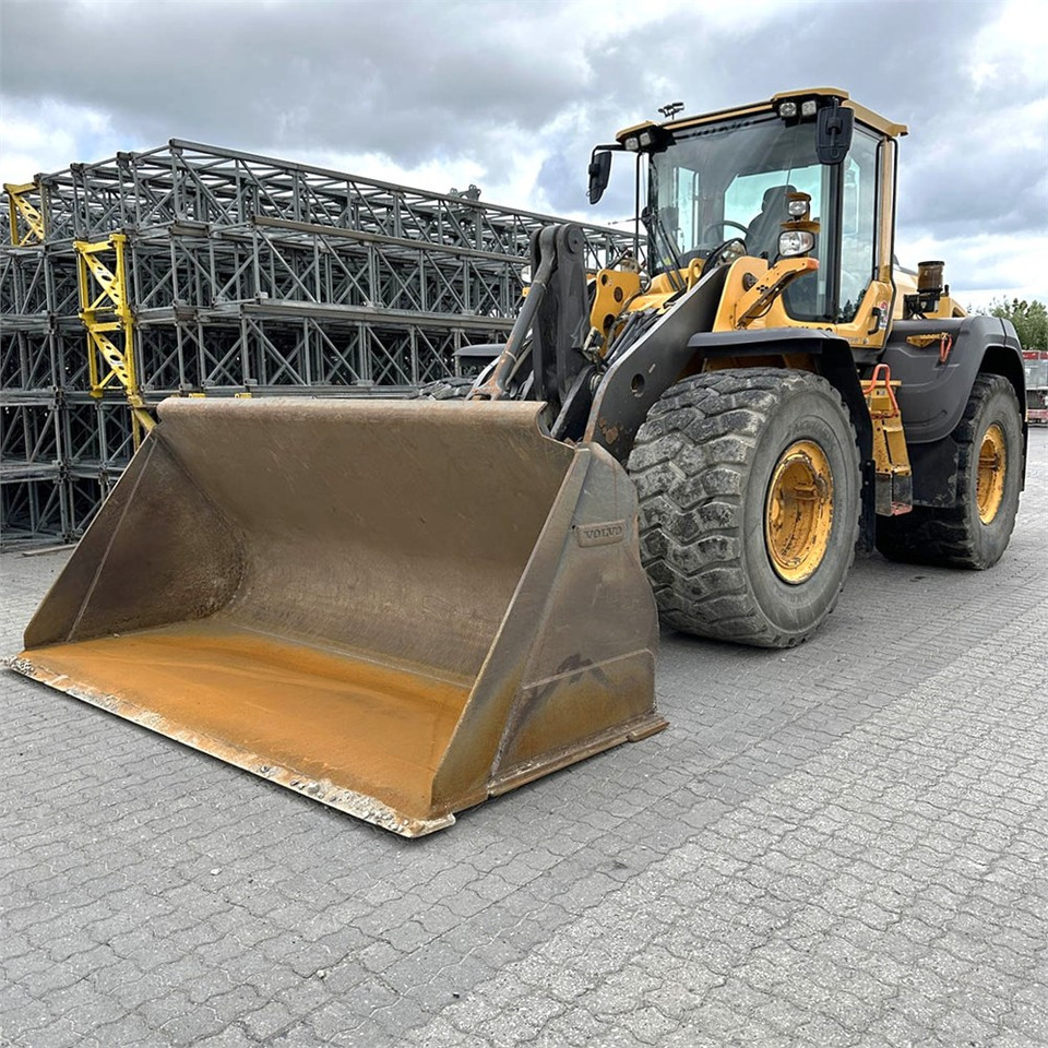 Volvo L120 H - Wiellader: afbeelding 2 Volvo L120 H - Wiellader: afbeelding 2