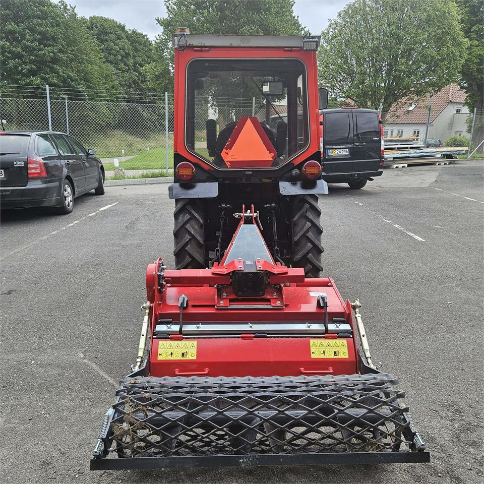 Yanmar 226 D - Gemeentelijke tractor: afbeelding 4 Yanmar 226 D - Gemeentelijke tractor: afbeelding 4