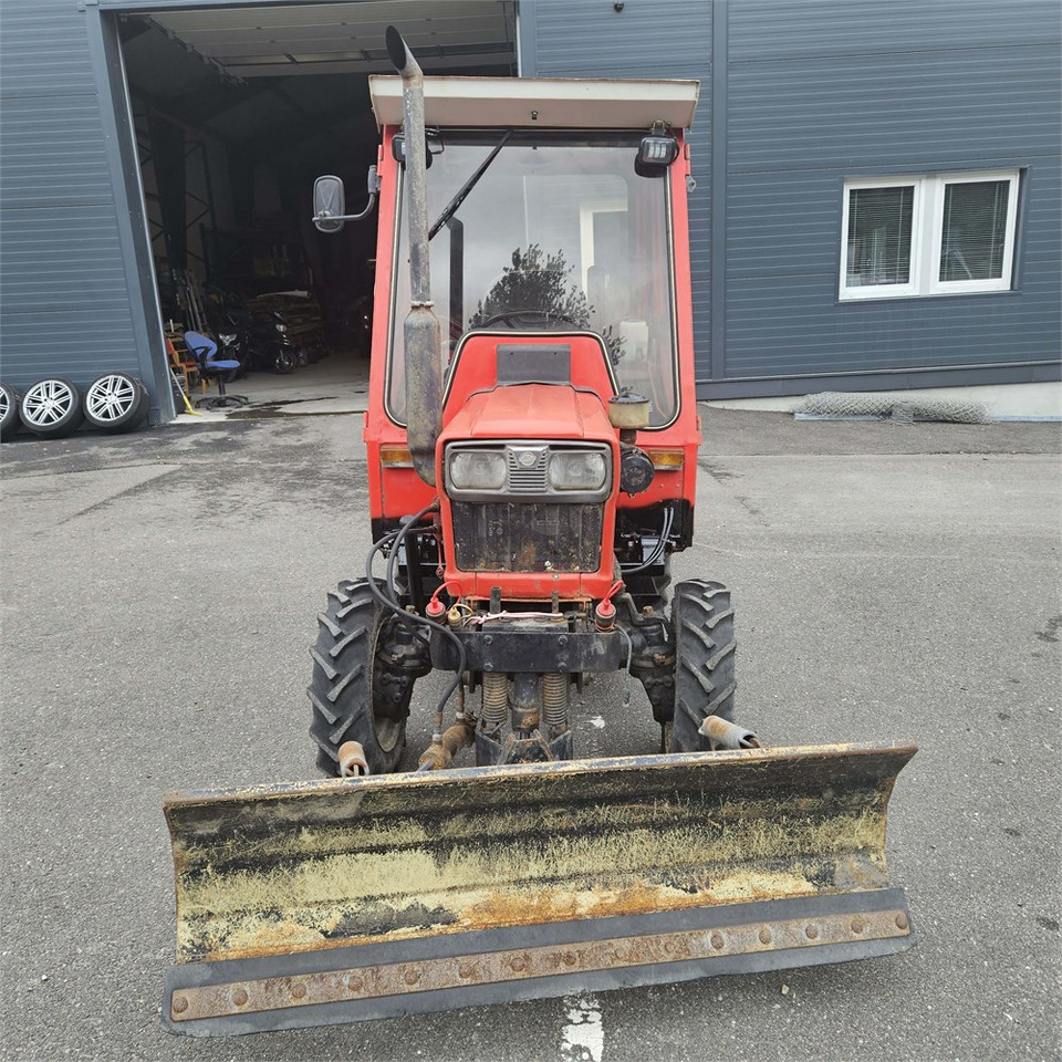 Yanmar 226 D - Gemeentelijke tractor: afbeelding 5 Yanmar 226 D - Gemeentelijke tractor: afbeelding 5