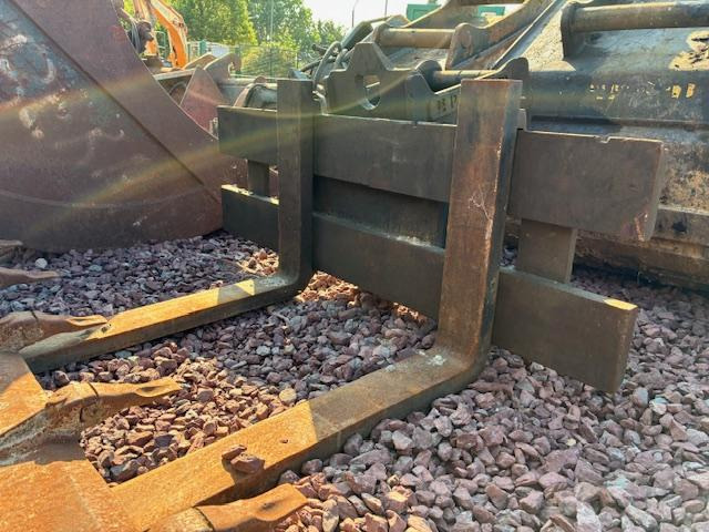 ARDEN EQUIPEMENT LOT EQUIPEMENTS QA 20 - Graafbak voor Bouwmachine: afbeelding 2 ARDEN EQUIPEMENT LOT EQUIPEMENTS QA 20 - Graafbak voor Bouwmachine: afbeelding 2