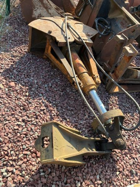 ARDEN EQUIPEMENT LOT EQUIPEMENTS QA 20 - Graafbak voor Bouwmachine: afbeelding 4 ARDEN EQUIPEMENT LOT EQUIPEMENTS QA 20 - Graafbak voor Bouwmachine: afbeelding 4
