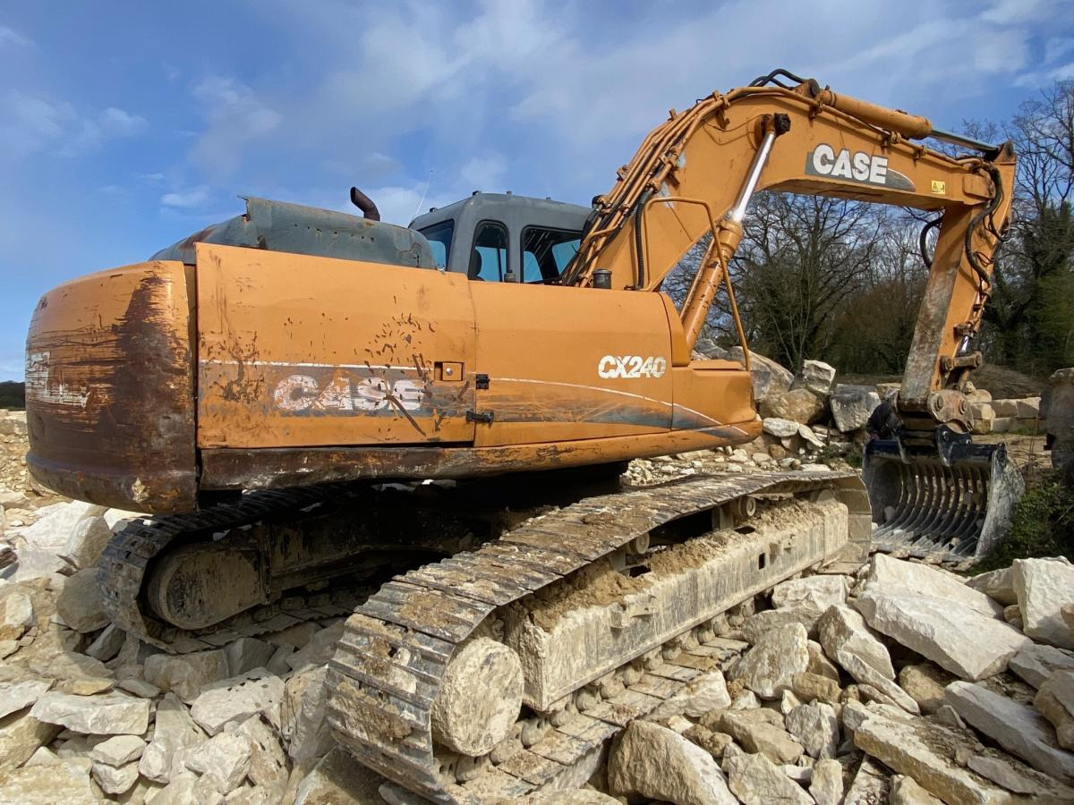 Case CX240 - Rupsgraafmachine: afbeelding 2 Case CX240 - Rupsgraafmachine: afbeelding 2