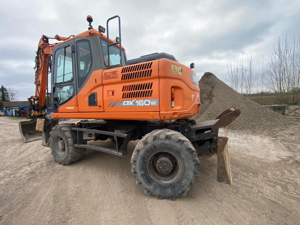 Doosan DX 160W-3 - Mobiele graafmachine: afbeelding 5 Doosan DX 160W-3 - Mobiele graafmachine: afbeelding 5