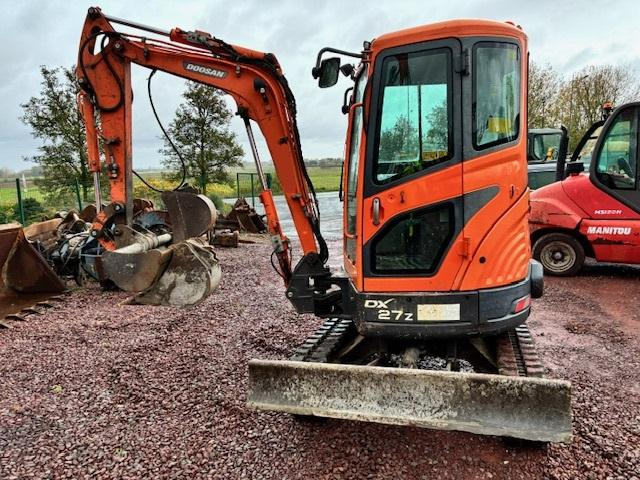 Doosan DX 27 Z - Minigraafmachine: afbeelding 1 Doosan DX 27 Z - Minigraafmachine: afbeelding 1