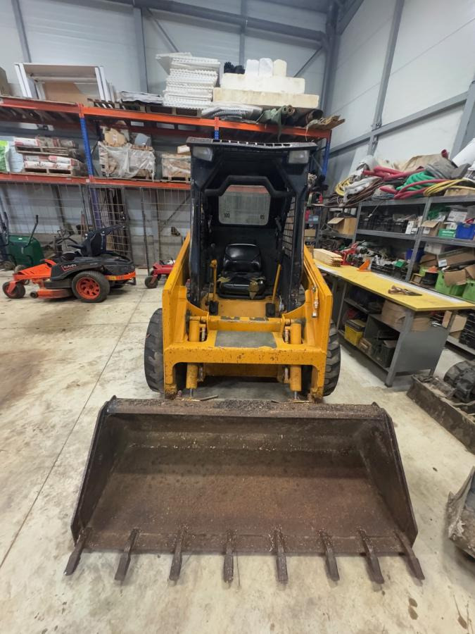 Hyundai HSL 610 - Schranklader: afbeelding 2 Hyundai HSL 610 - Schranklader: afbeelding 2