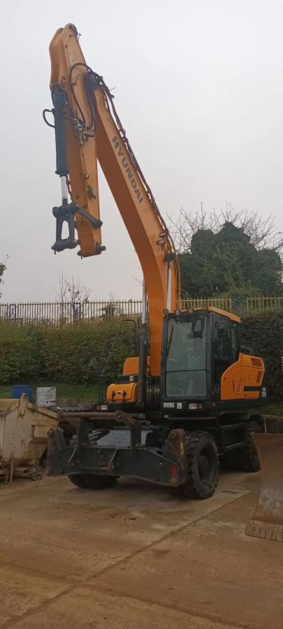 Hyundai HW 210 - Mobiele graafmachine: afbeelding 1 Hyundai HW 210 - Mobiele graafmachine: afbeelding 1