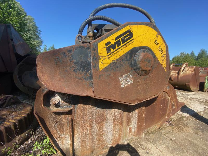 MB BF 120-4 - Bak voor Bouwmachine: afbeelding 4 MB BF 120-4 - Bak voor Bouwmachine: afbeelding 4