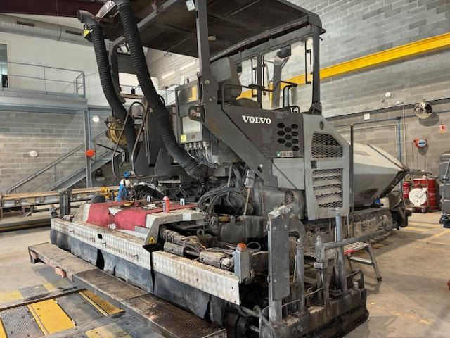 Volvo P6820C - Asfaltafwerkmachine: afbeelding 3 Volvo P6820C - Asfaltafwerkmachine: afbeelding 3