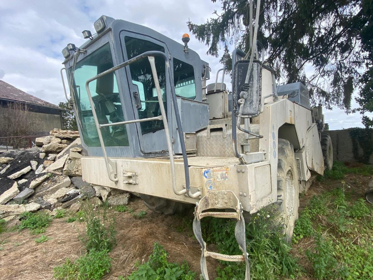 WIRTGEN WR 2400 - Bodemstabliseerder: afbeelding 2 WIRTGEN WR 2400 - Bodemstabliseerder: afbeelding 2