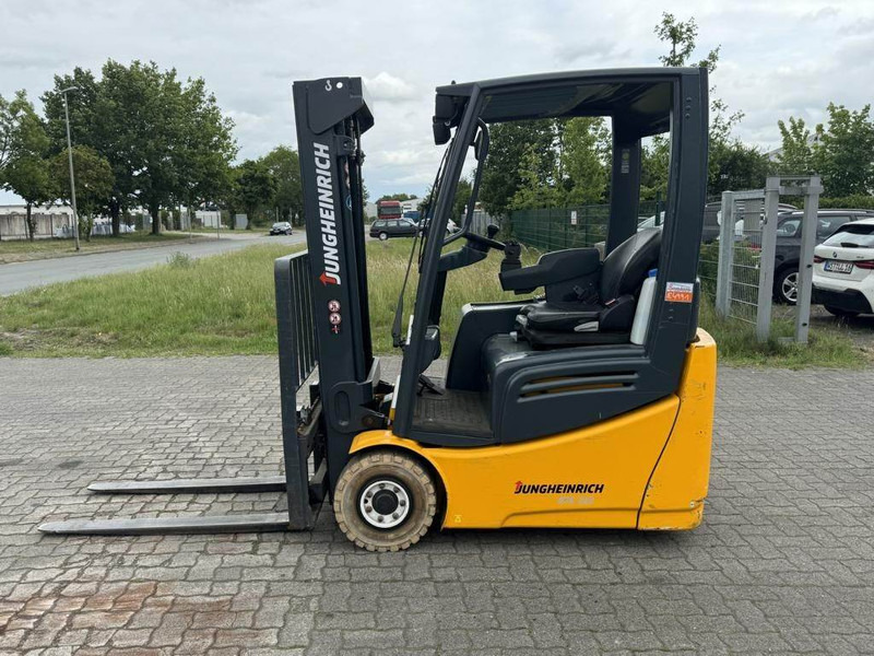 Jungheinrich EFG213 - Elektrische heftruck: afbeelding 1 Jungheinrich EFG213 - Elektrische heftruck: afbeelding 1