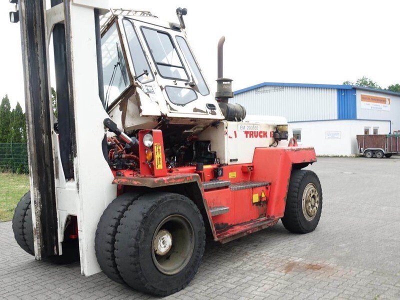 Svetruck 13.6-120-32 - Diesel heftruck: afbeelding 4 Svetruck 13.6-120-32 - Diesel heftruck: afbeelding 4
