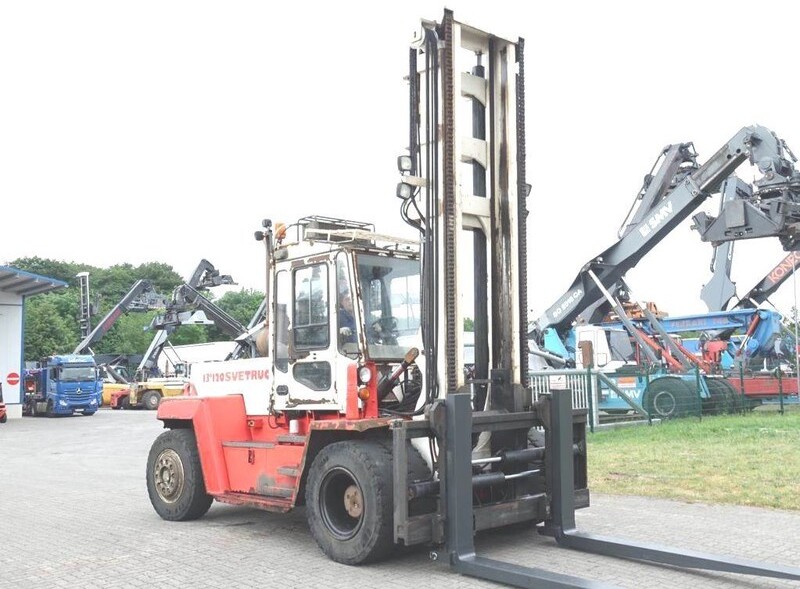Svetruck 13.6-120-32 - Diesel heftruck: afbeelding 1 Svetruck 13.6-120-32 - Diesel heftruck: afbeelding 1