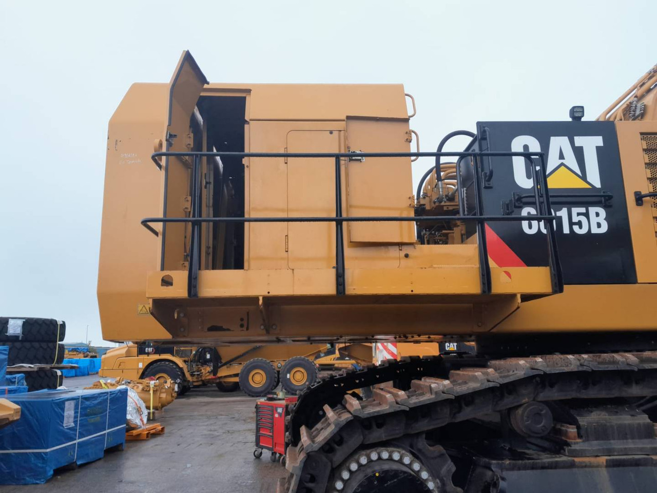 CAT 6015B - Rupsgraafmachine: afbeelding 4 CAT 6015B - Rupsgraafmachine: afbeelding 4