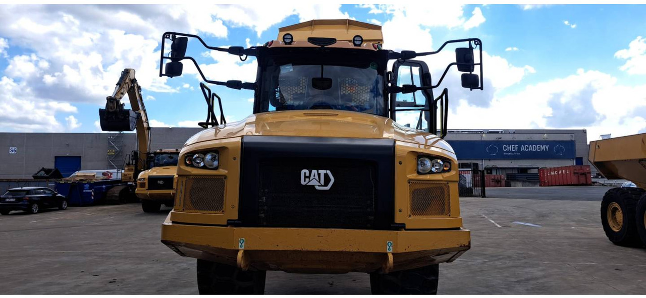 CAT 730 - Kiepwagen met knikbesturing: afbeelding 1 CAT 730 - Kiepwagen met knikbesturing: afbeelding 1