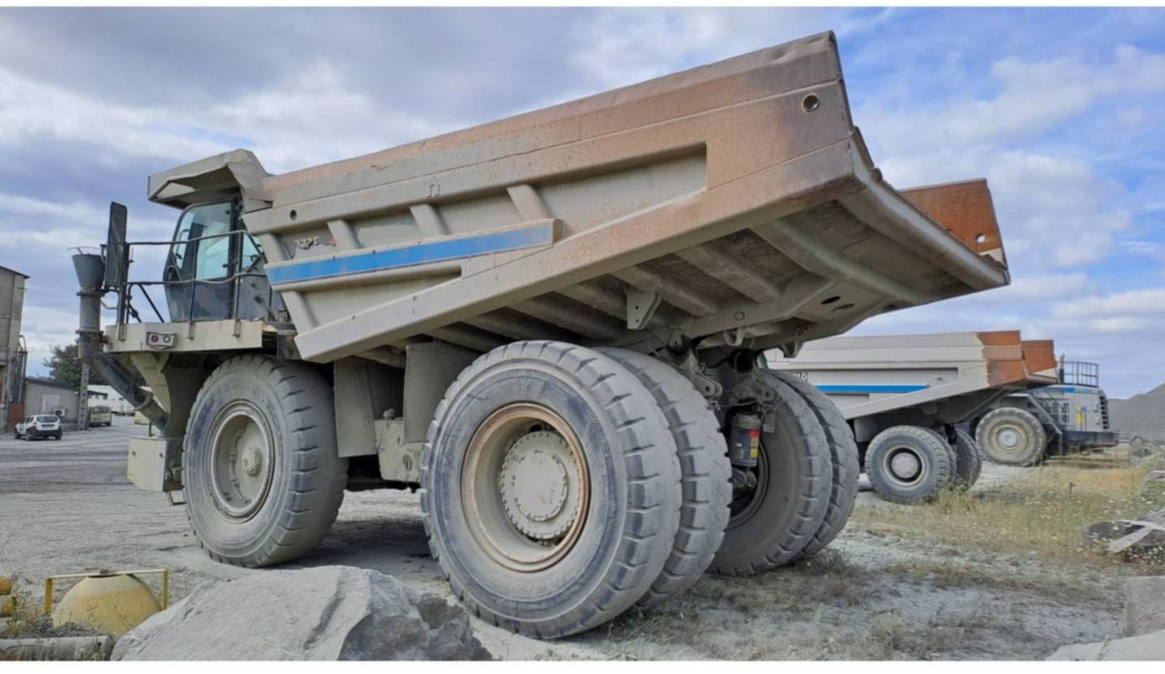 CAT 777F - Zelfrijdende kiepwagen: afbeelding 4 CAT 777F - Zelfrijdende kiepwagen: afbeelding 4