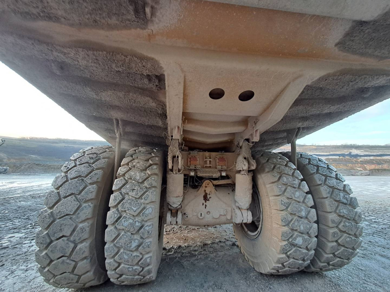 CAT 777G - Zelfrijdende kiepwagen: afbeelding 3 CAT 777G - Zelfrijdende kiepwagen: afbeelding 3