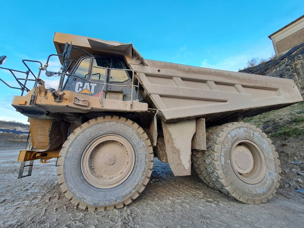 CAT 777G - Zelfrijdende kiepwagen: afbeelding 1 CAT 777G - Zelfrijdende kiepwagen: afbeelding 1